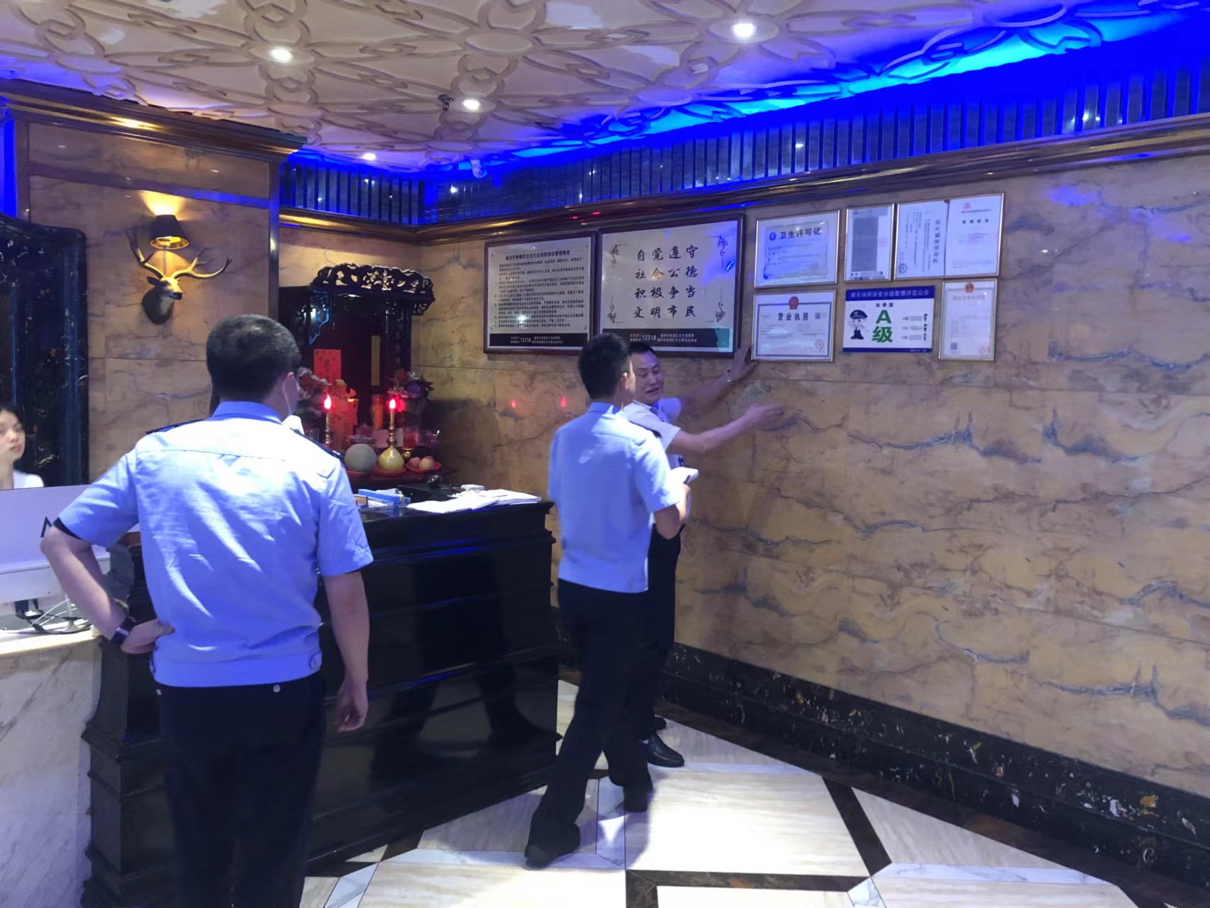 百日行动/鼓东派出所对辖区娱乐场所开展安全检查-图片1
