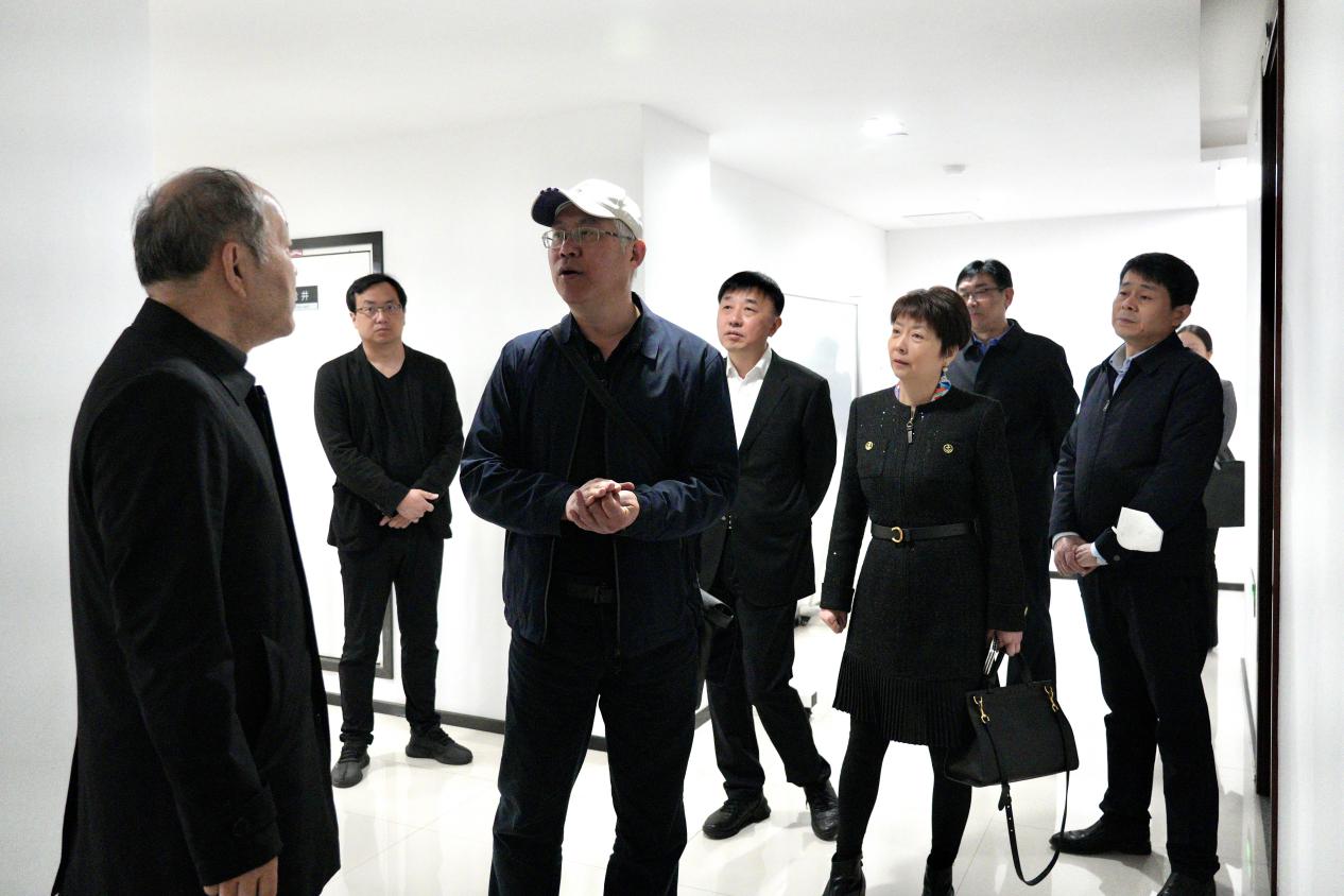 中国侨联信息传播部部长左志强一行在陕西西安调研侨联信息传播工作-图片1