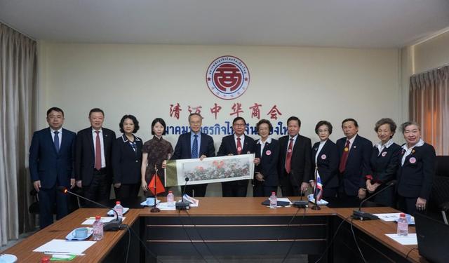中国侨联主席万立骏在泰国出席第十六届世界华商大会并走访侨团侨校侨企-图片6
