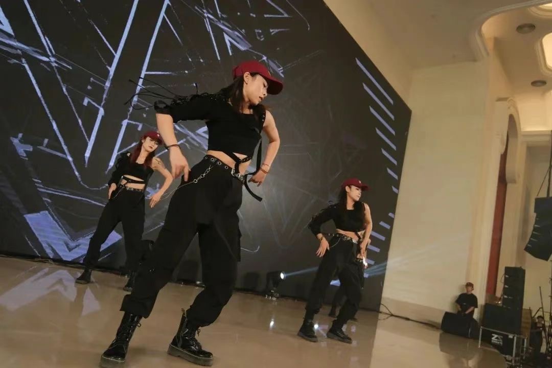 无锡中糖成功举办今世缘酒业无锡市场国缘核心客户2023金秋答谢会暨国缘金K系上市见面会-图片13