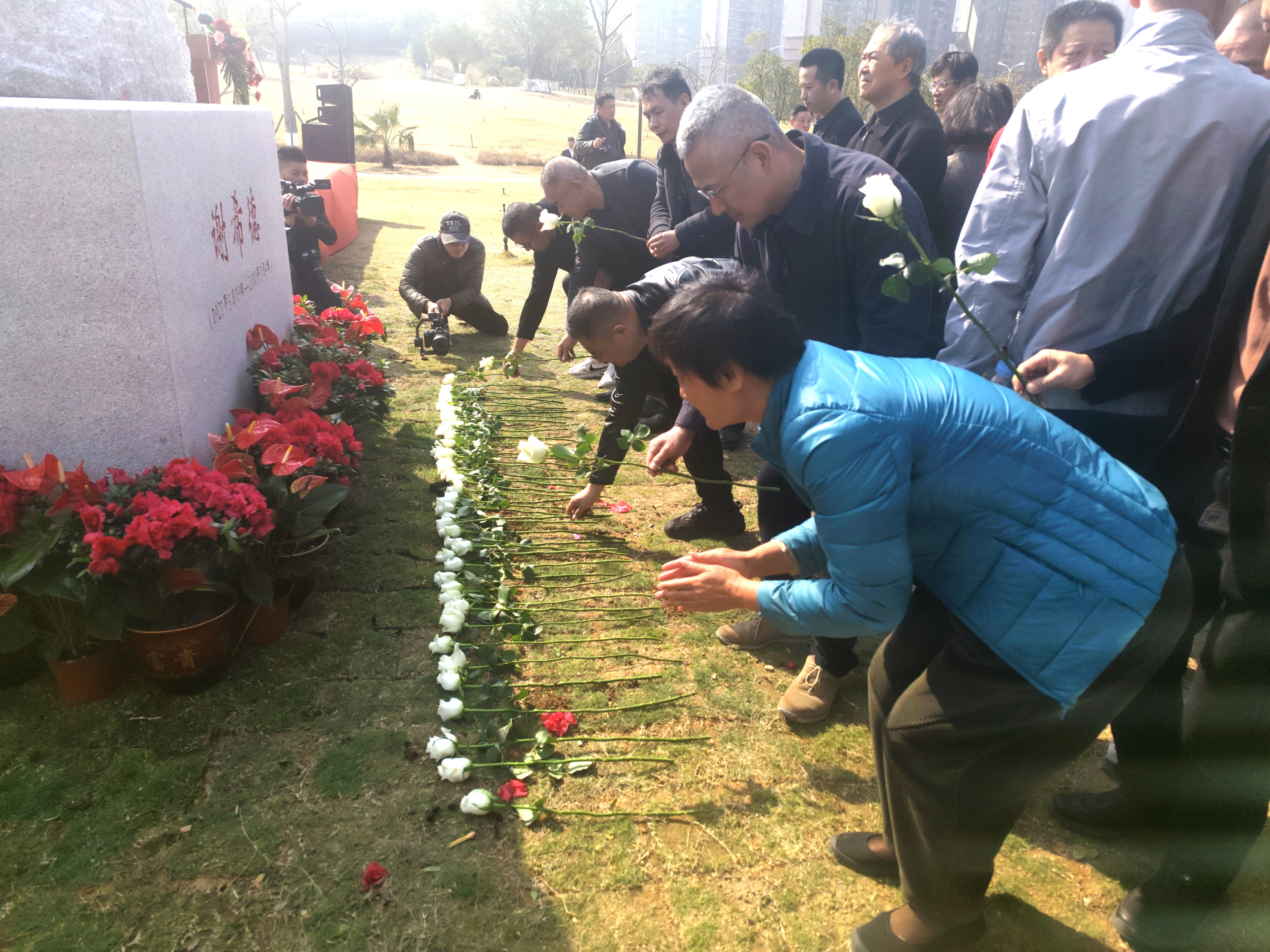 复旦大学福建校友会参加谢希德先生雕像捐建落成揭幕仪式-图片12