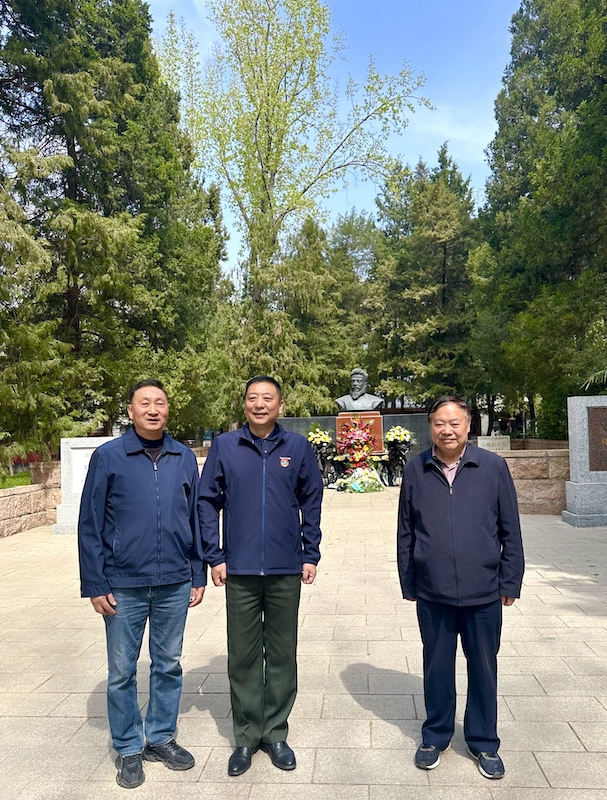祭奠先烈 传承精神｜世界马氏联谊总会副总会长马东亚、马武举在北京祭奠马骏先烈-图片5
