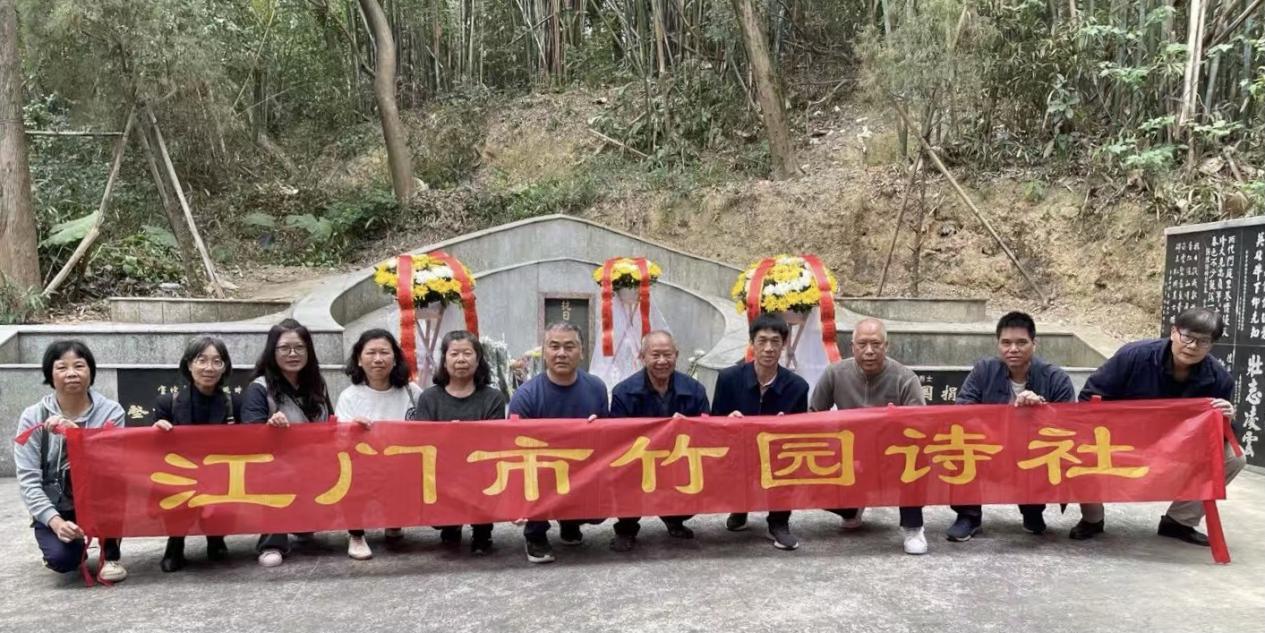 侨乡江门:人潮花海致敬抗日烈士陈冠时-图片2