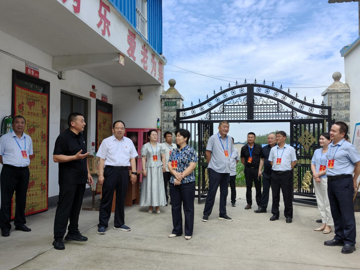 河南太康县政协调研居村联养与一体化诊所融合共建情况