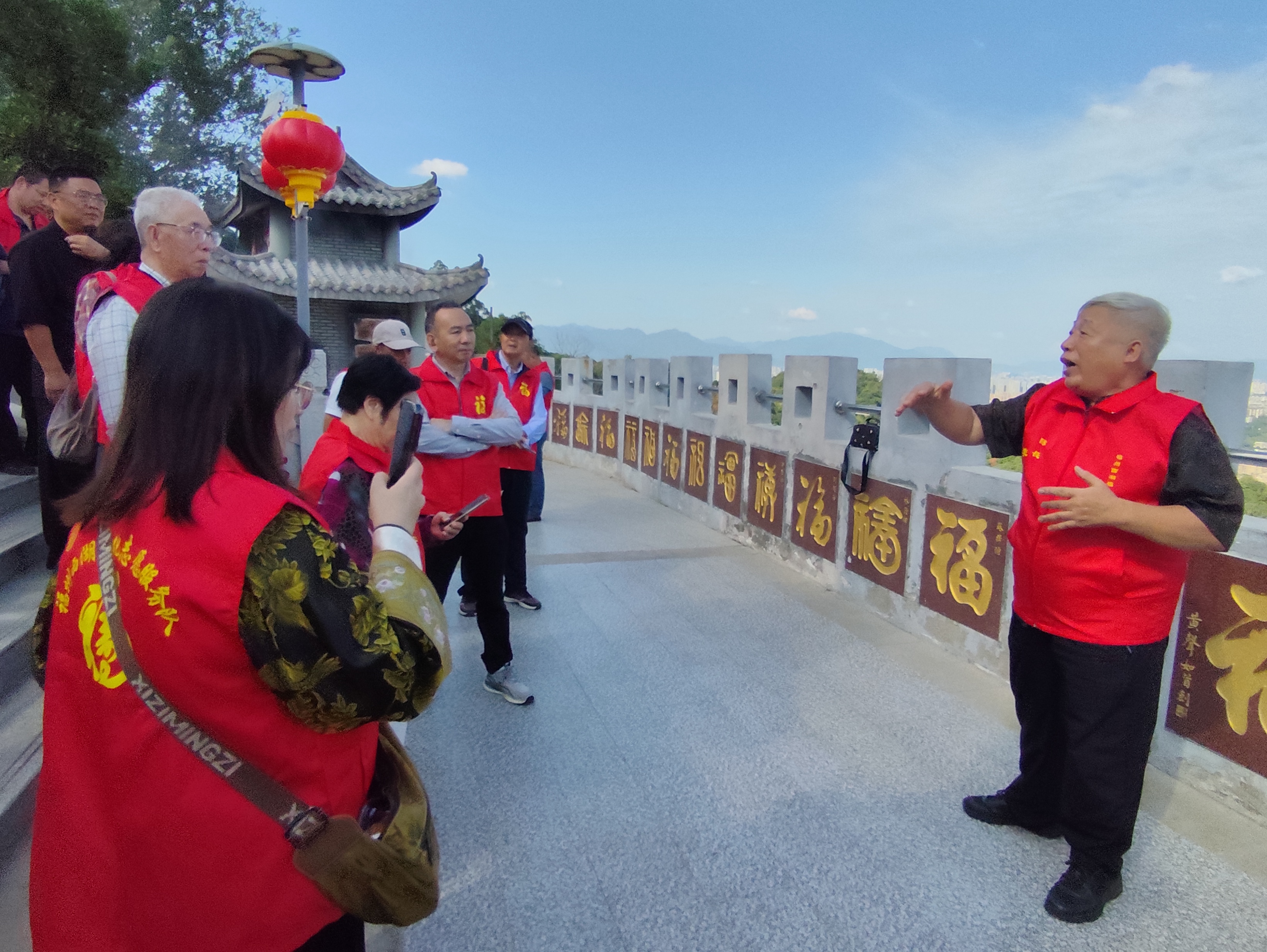 乙巳重阳高盖山盛会：老少同乐 共绘秋日风筝画卷-图片4