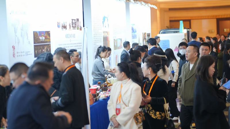 华商链全球川品走天下 2025“一带一路”知名华商四川行暨“侨助千企万品出海”行动在蓉启幕-图片9