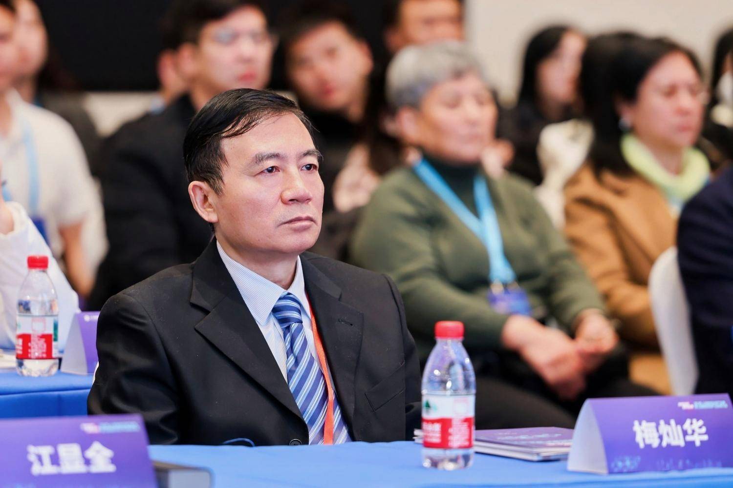 博音听力“小金蛋”来袭：耐久续航+舒适佩戴，重塑美好“声”活！-图片11