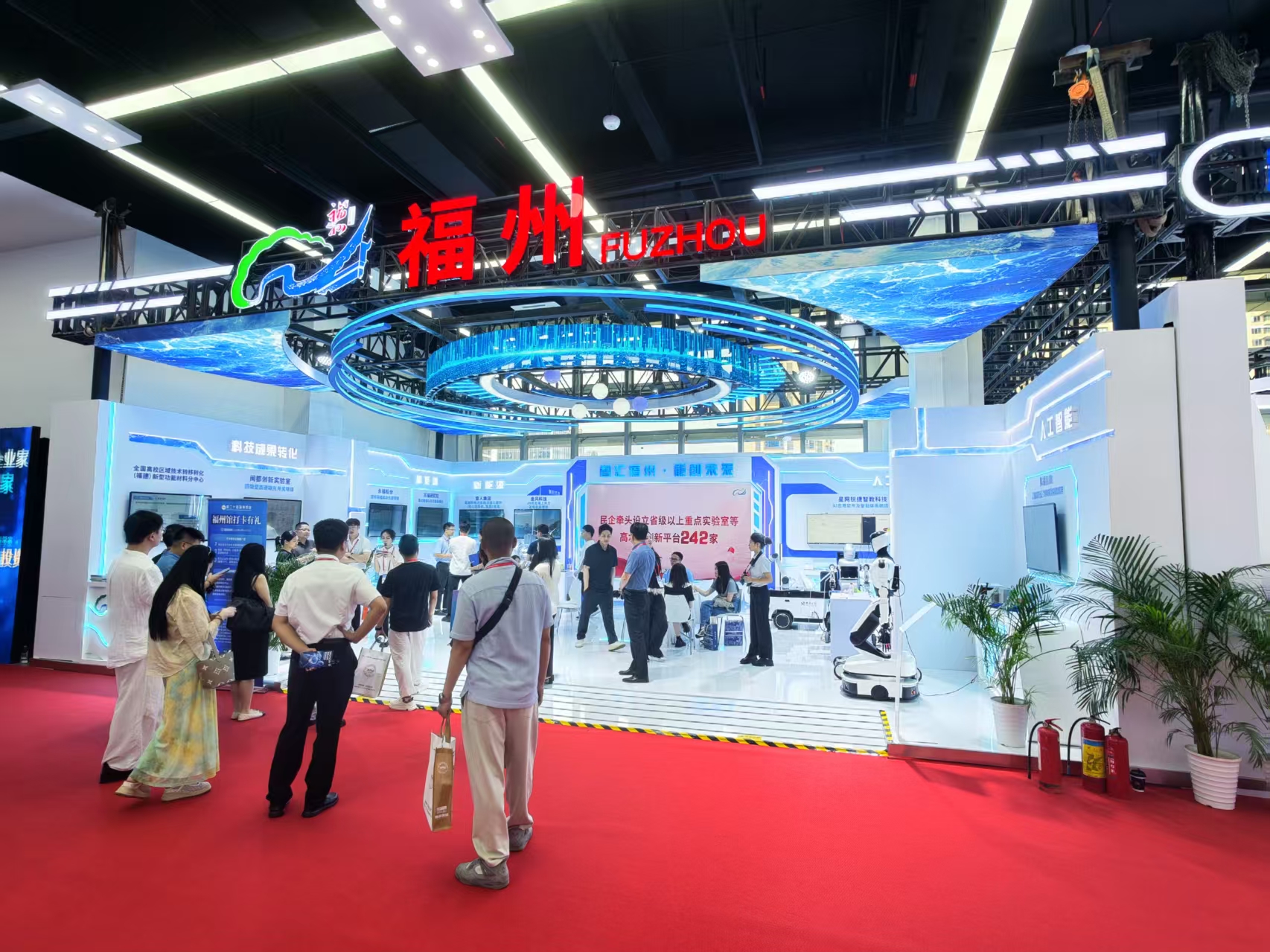 海创会重磅首发！具福科技自研福泰Fortis W1人形机器人彰显福建智造实力-图片2