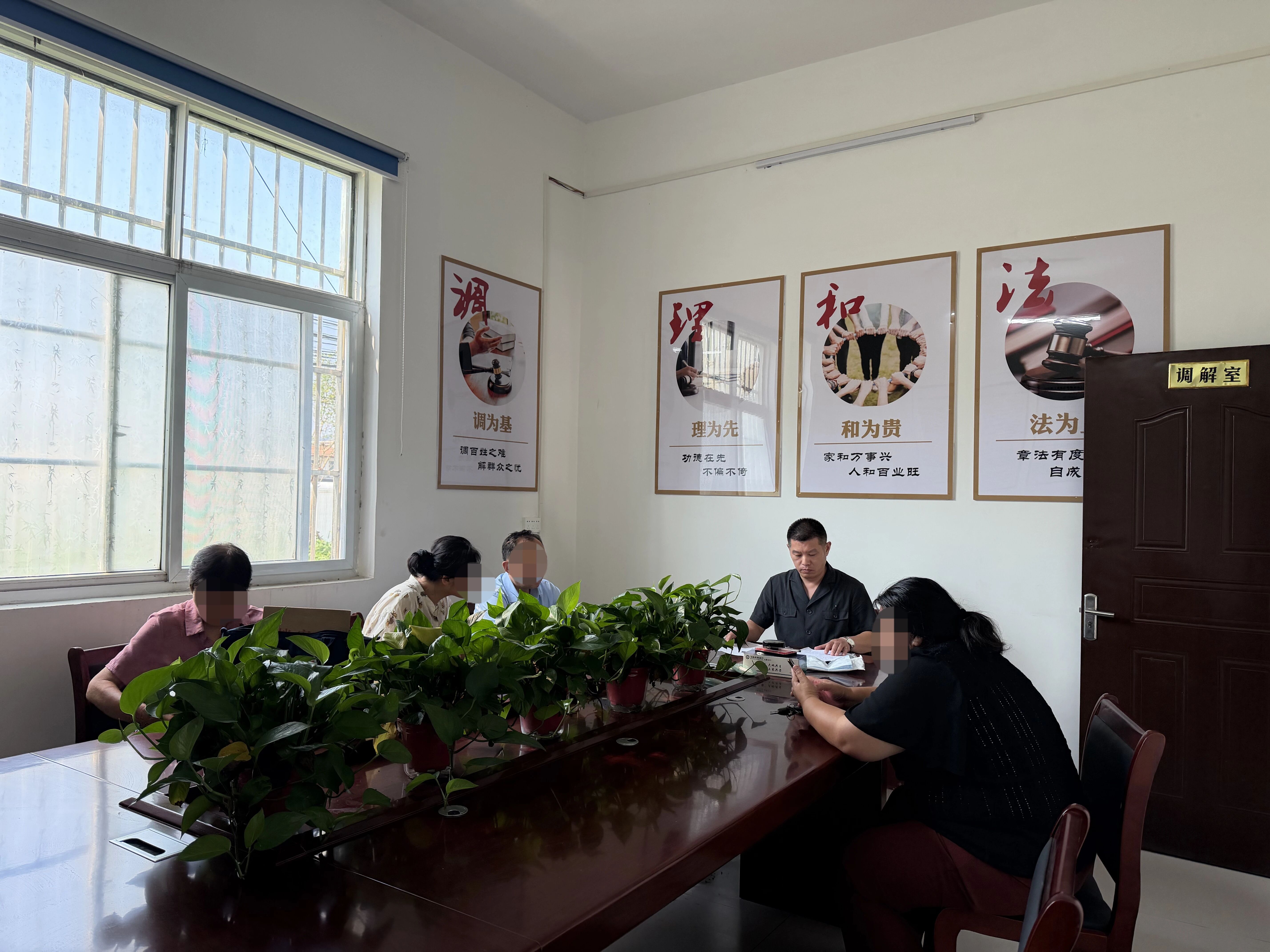 河南太康法院：遗留货款起纷争 倾情调解促和谐