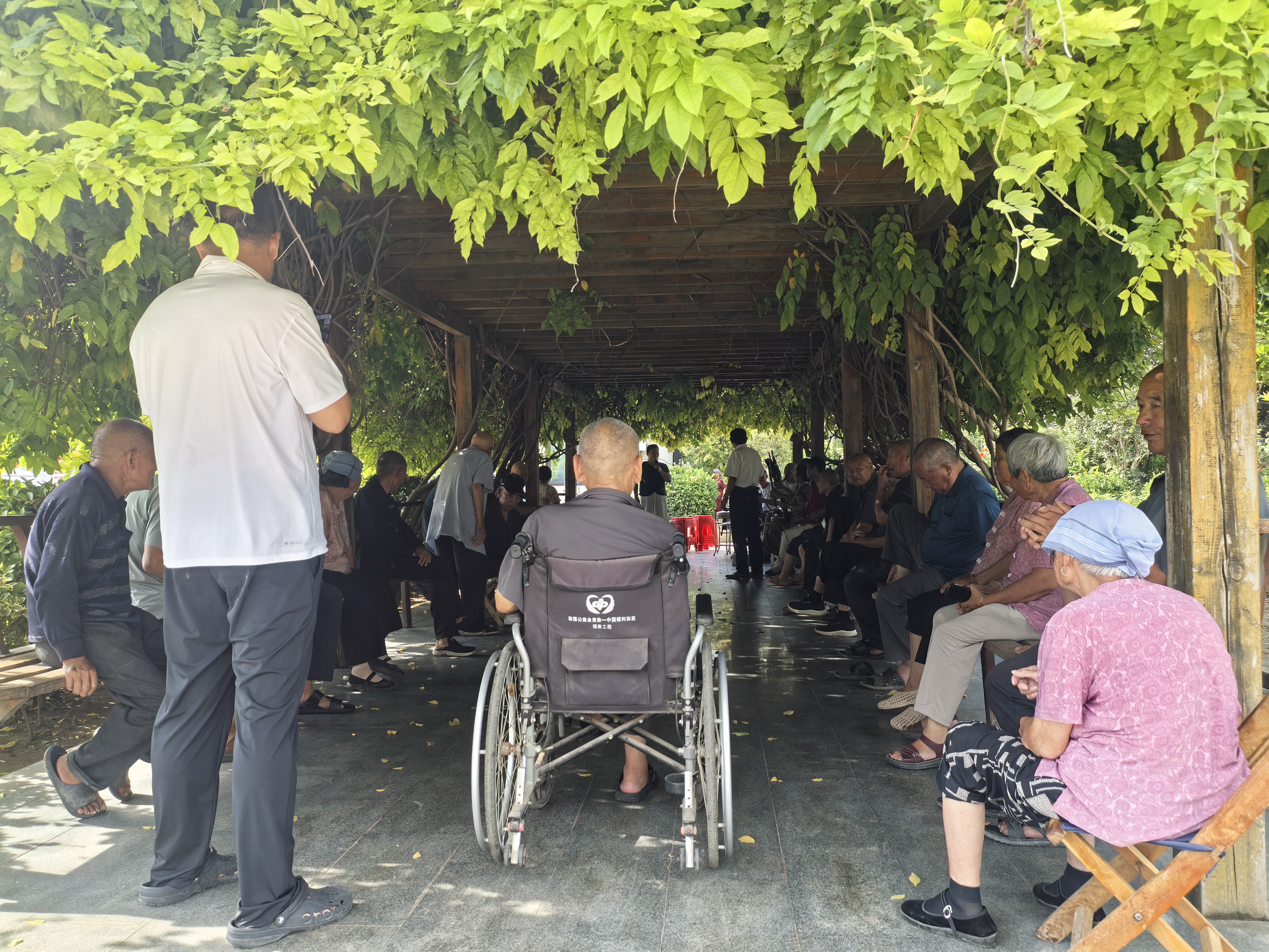 河南太康：庆八一民间艺术团走进敬老院 关爱老人传递温暖-图片3